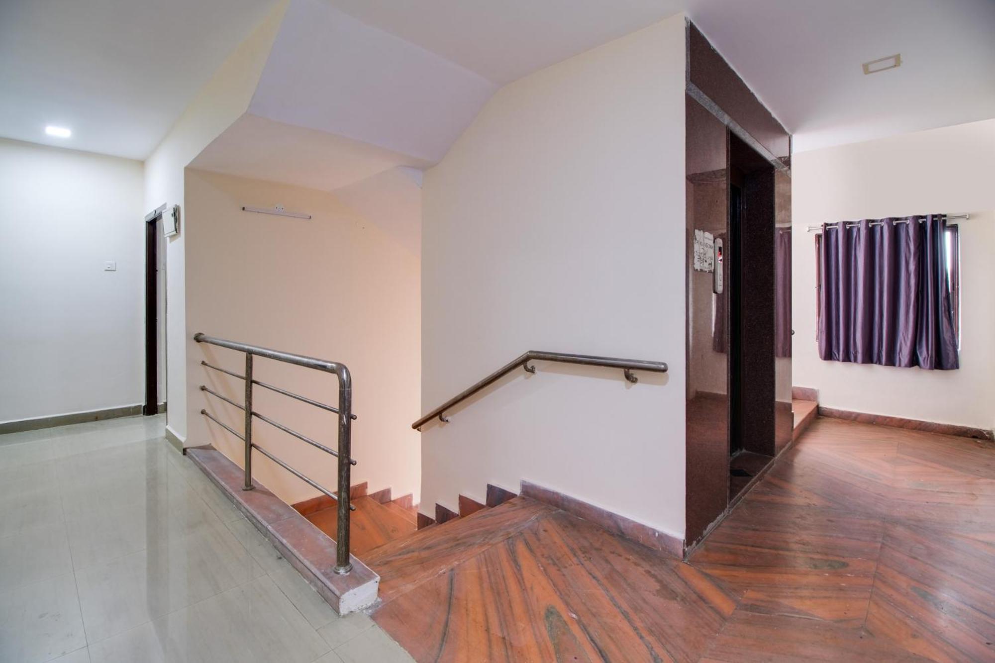Hotel O Sai Capital Vijayawada Exterior photo